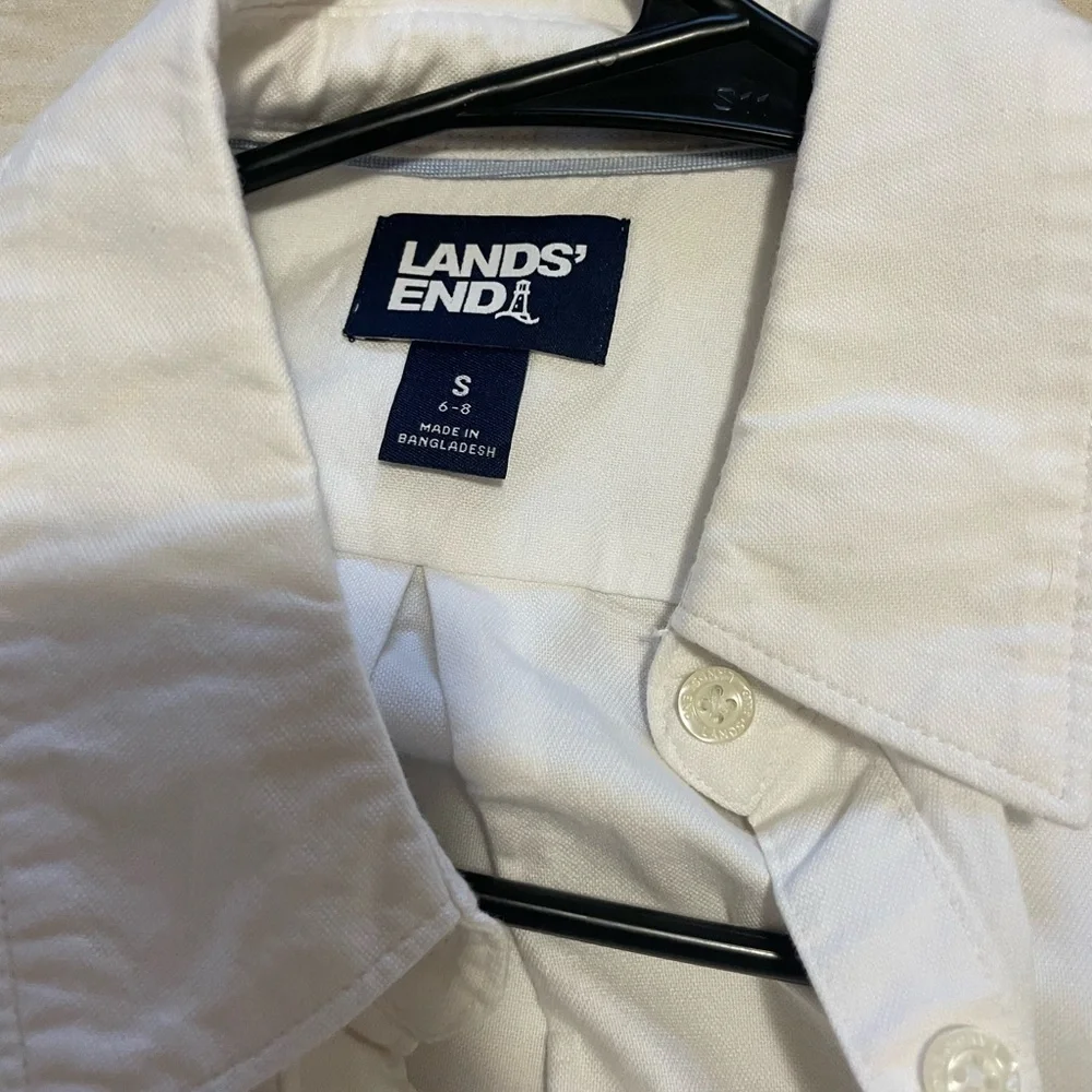 Lands' End Classic White Button Down Shirt - Picture 2 of 4